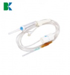 Infusion set with flow regulator